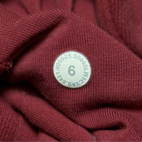 Lululemon Scuba High-Rise Jogger *Fleece 28" in Red Merlot - Picture 7 of 9